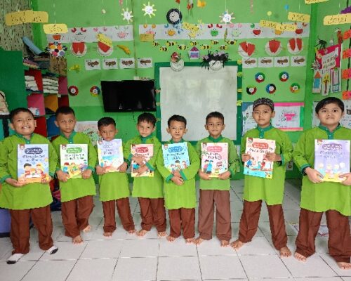 KEGIATAN GERAKAN ANAK CINTA BUKU KEGIATAN GERAKAN ANAK CINTA BUKU
